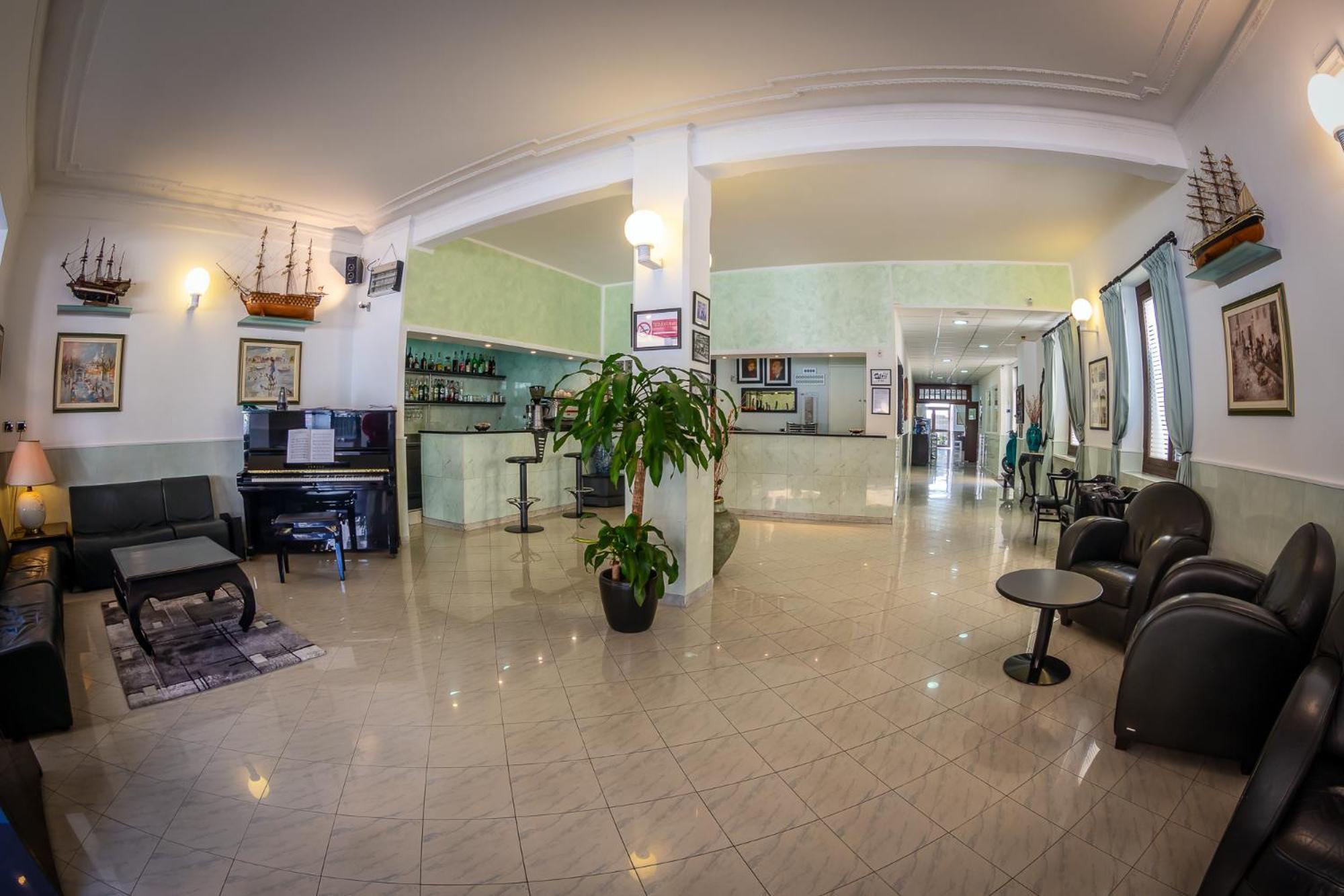 Marina B&B Adults Only Sestri Levante Ngoại thất bức ảnh